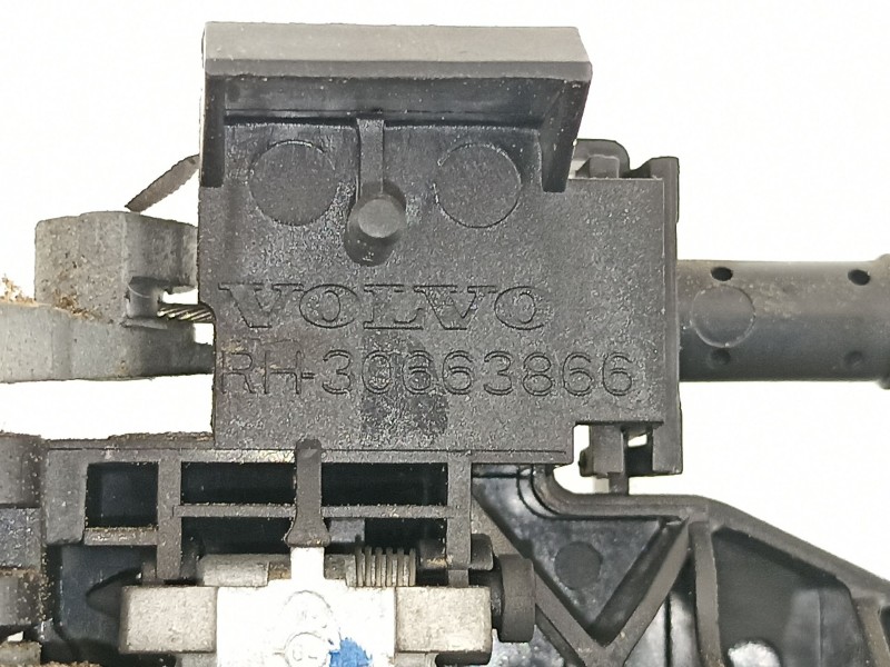 Recambio de manilla delantera derecha para volvo s40 berlina 2.4 20v diesel referencia OEM IAM 30784203  30663866
