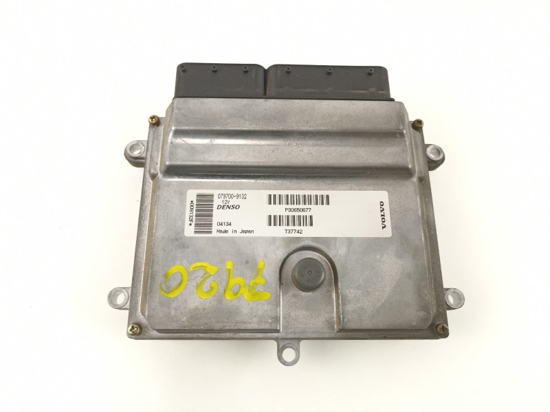 Recambio de centralita para volvo s40 berlina 2.4 20v diesel referencia OEM IAM 30650677 0797009132 