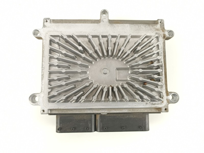 Recambio de centralita para volvo s40 berlina 2.4 20v diesel referencia OEM IAM 30650677 0797009132 