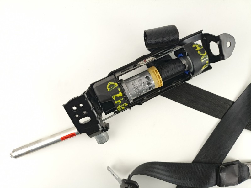 Recambio de cinturon seguridad delantero derecho para volvo s40 berlina 2.4 20v diesel referencia OEM IAM 30615571  