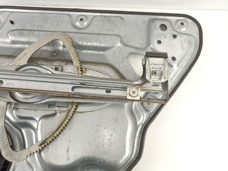 Recambio de elevalunas trasero izquierdo para volvo s40 berlina 2.4 20v diesel referencia OEM IAM 992673101 30710147 