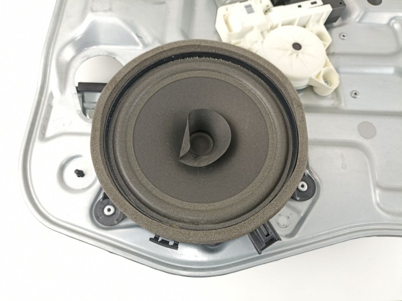 Recambio de elevalunas delantero derecho para volvo s40 berlina 2.4 20v diesel referencia OEM IAM 8679081 30739011 