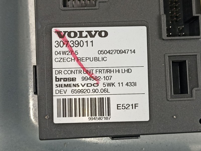 Recambio de elevalunas delantero derecho para volvo s40 berlina 2.4 20v diesel referencia OEM IAM 8679081 30739011 