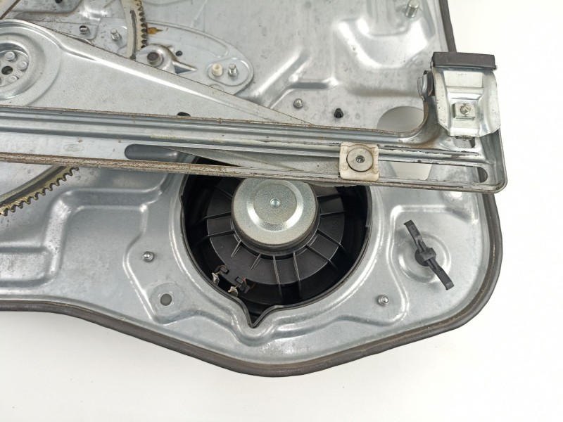 Recambio de elevalunas delantero derecho para volvo s40 berlina 2.4 20v diesel referencia OEM IAM 8679081 30739011 