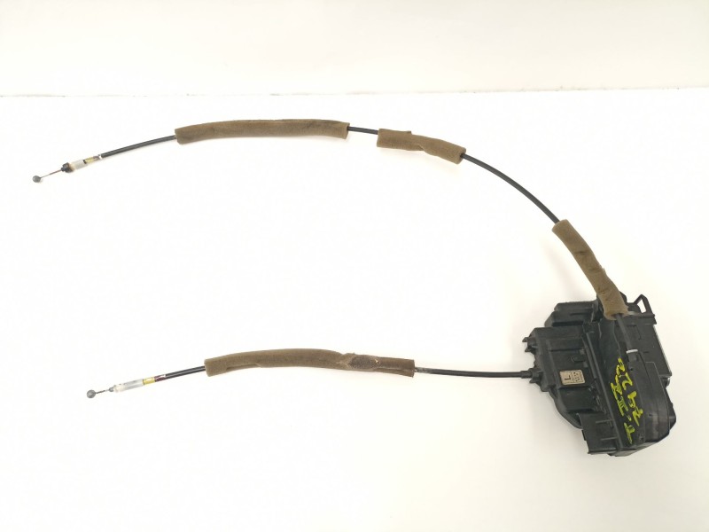Recambio de cerradura puerta trasera izquierda para renault koleos privilege referencia OEM IAM 825037711R  