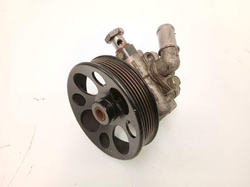 Recambio de bomba direccion para chevrolet orlando (j309) 2.0 d referencia OEM IAM 96985600  