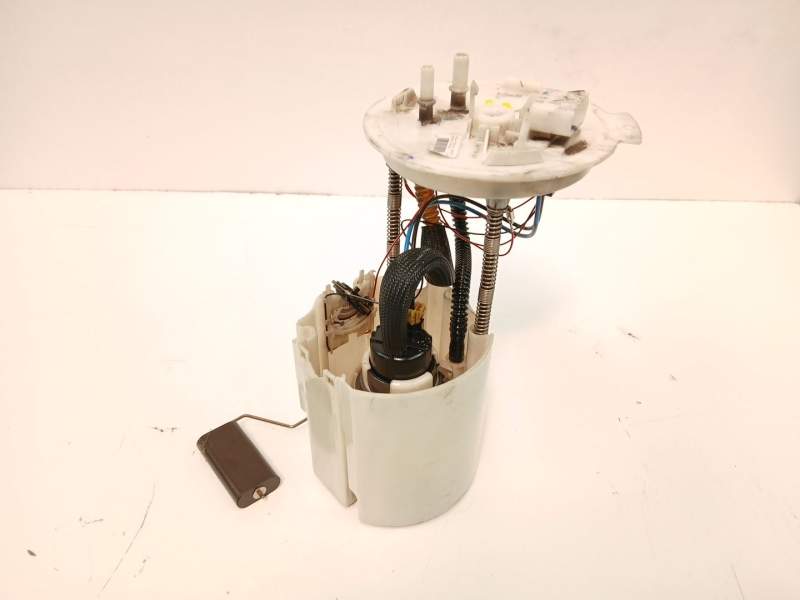 Recambio de bomba combustible aforador para chevrolet orlando (j309) 2.0 d referencia OEM IAM 13504148  