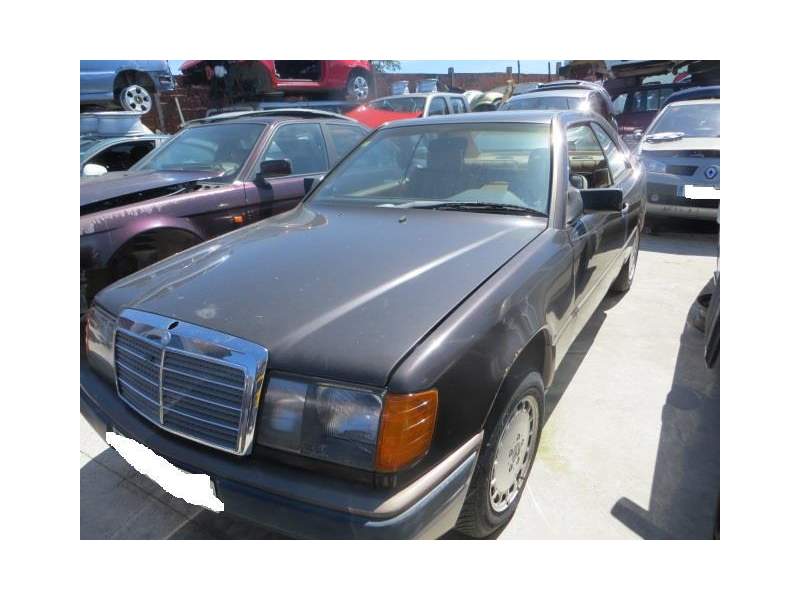 mercedes-benz 124 coupé (c124) del año 1990