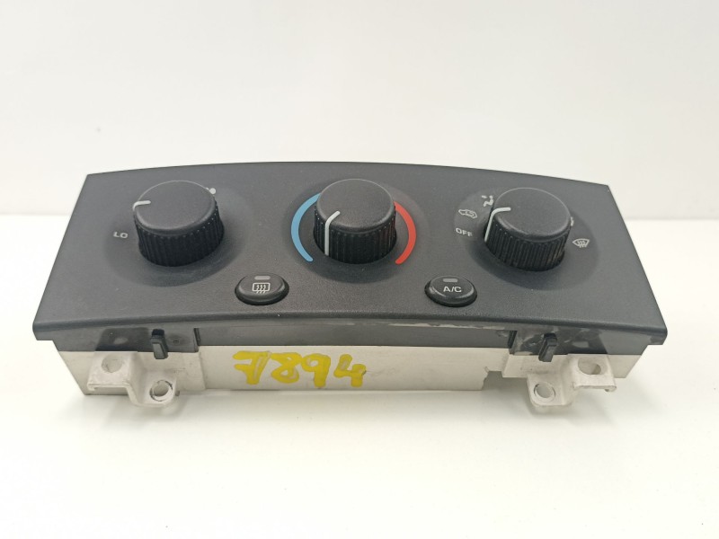 Recambio de mandos calefaccion aire para jeep gr.cherokee (wj/wg) 3.1 td cat referencia OEM IAM 55115904  
