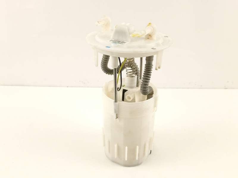 Recambio de bomba combustible aforador para dacia dokker ambiance referencia OEM IAM 172027123R 7610388AA 