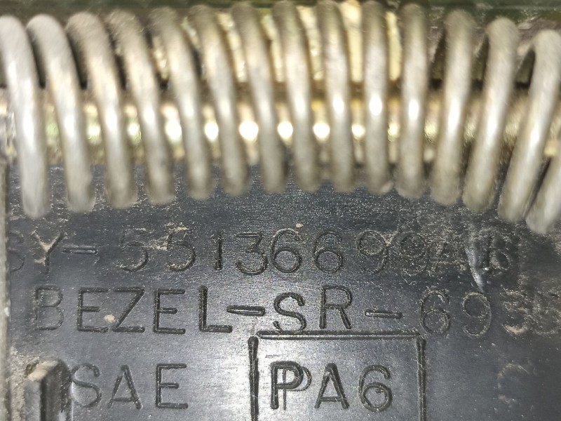 Recambio de manilla maletero para jeep gr.cherokee (wj/wg) 3.1 td cat referencia OEM IAM 55136699AB  