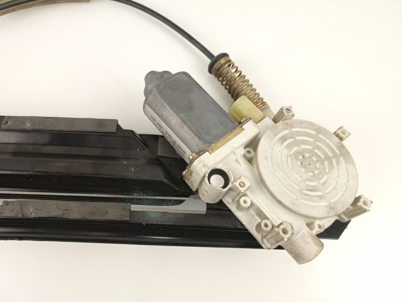 Recambio de elevalunas trasero derecho para bmw 525 2.5 g -25-6s-5g referencia OEM IAM 8252430 9030144 