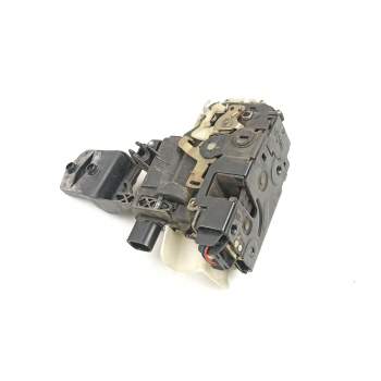 CERRADURA PUERTA TRASERA DERECHA 3B4839016A 
