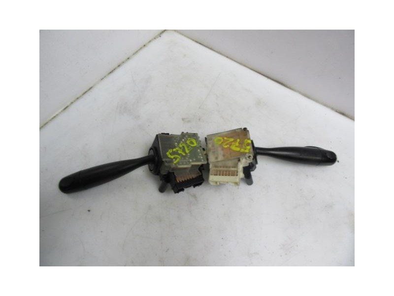 Recambio de mando luces y limpias : toyota yaris : 1.0 g 5p [1999] para toyota yaris 1.0 g referencia OEM IAM LOSDOS  