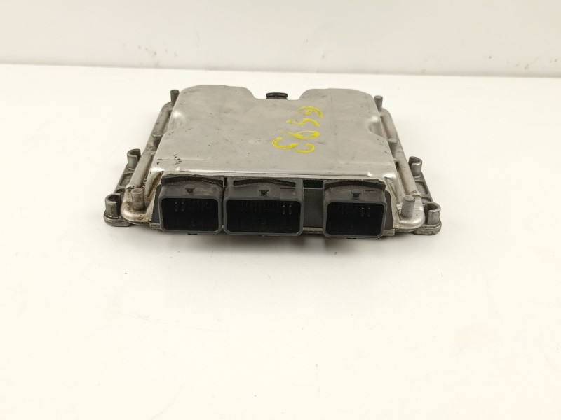 Recambio de centralita para peugeot 607 2.2 d referencia OEM IAM 9654694680 0281011516 9640938180