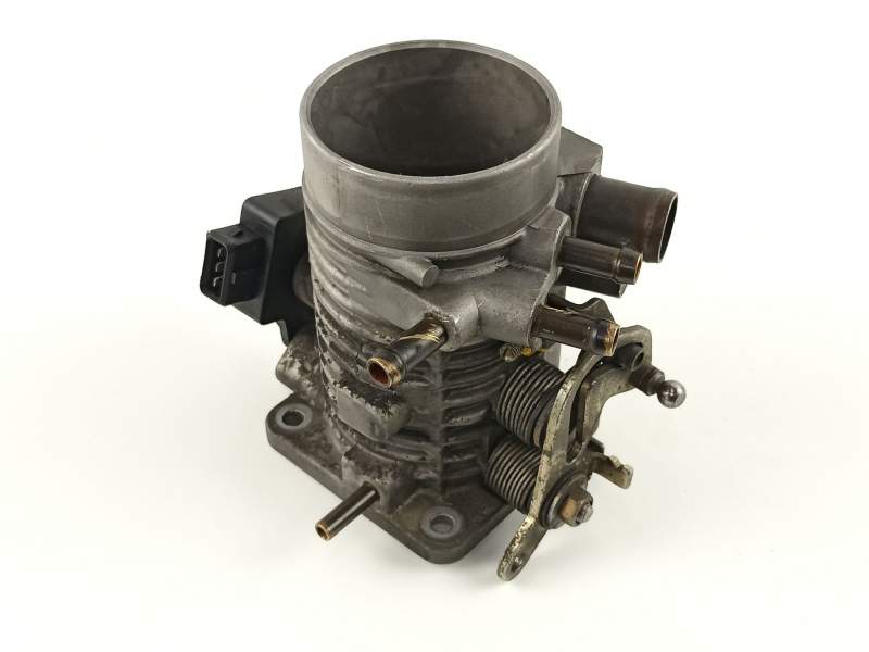 Recambio de caja mariposa para opel calibra 2.0 g referencia OEM IAM 90352920  