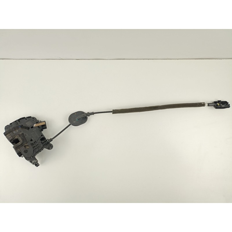 Recambio de cerradura puerta trasera izquierda para renault captur 1.5 dci automatico referencia OEM IAM 825019935R 40717224 