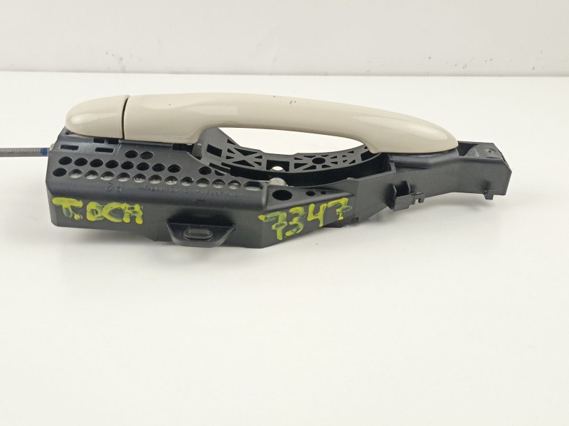 Recambio de manilla trasera derecha para renault captur 1.5 dci automatico referencia OEM IAM 806062058R  