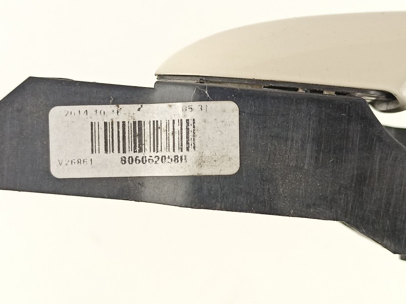 Recambio de manilla trasera derecha para renault captur 1.5 dci automatico referencia OEM IAM 806062058R  