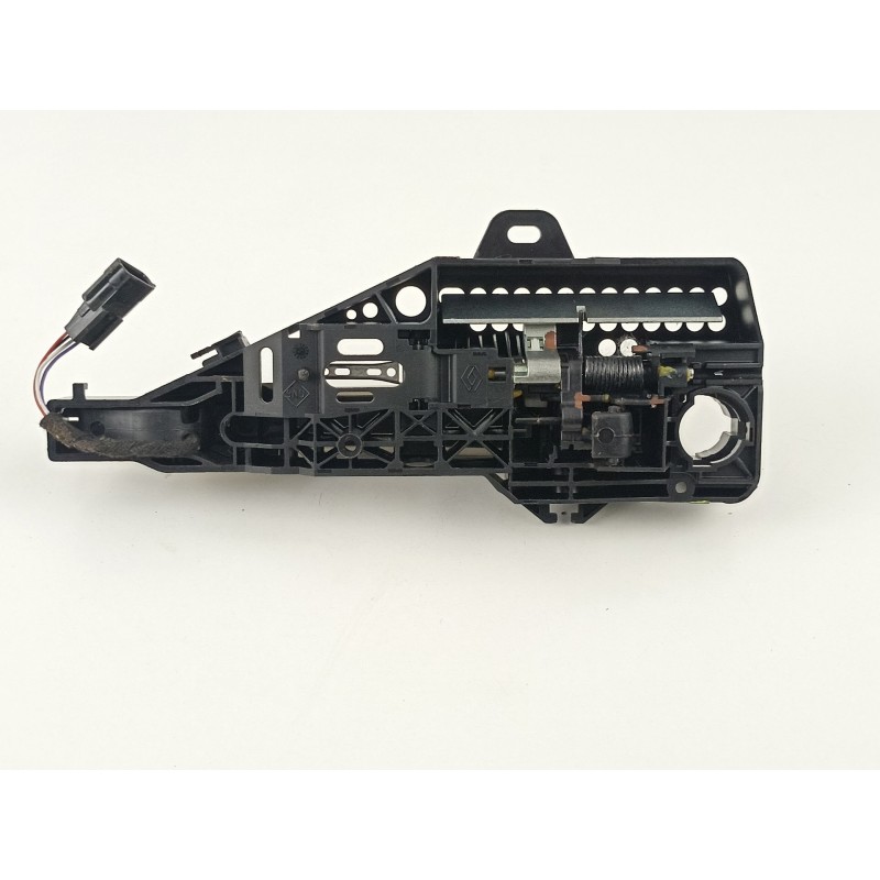 Recambio de manilla delantera izquierda para renault captur 1.5 dci automatico referencia OEM IAM 806079784R  