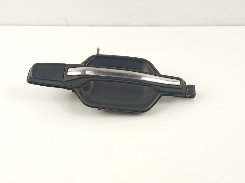 Recambio de manilla trasera derecha para mitsubishi montero 3.2 did referencia OEM IAM MR970194  