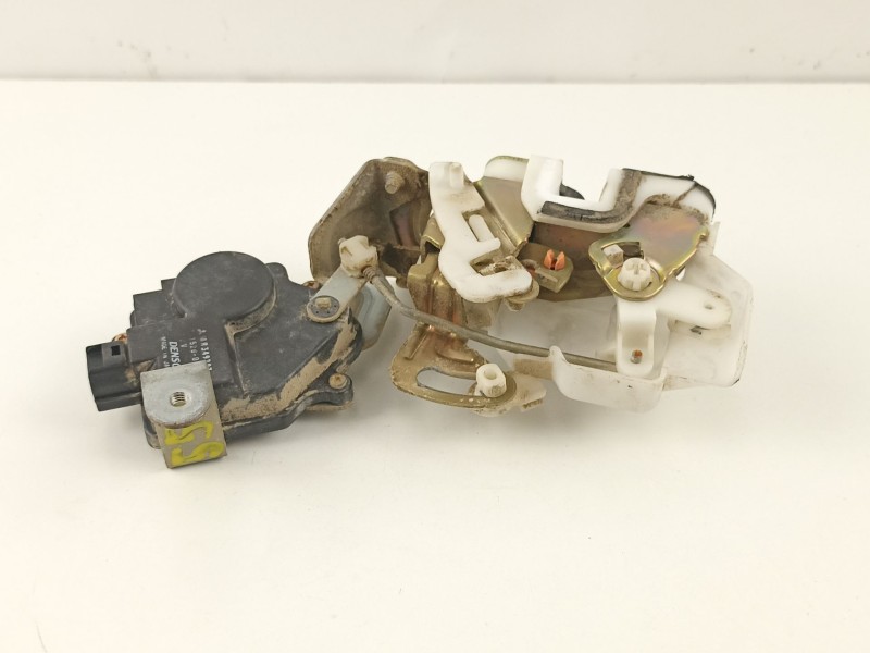 Recambio de cerradura puerta trasera izquierda para mitsubishi montero 3.2 did referencia OEM IAM MR512243 1015280110 MR349287