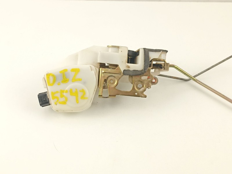 Recambio de cerradura puerta delantera izquierda para mitsubishi montero 3.2 did referencia OEM IAM MR512235  