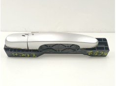 Recambio de manilla trasera derecha para kia sportage 2.0 crdi referencia OEM IAM 836610Z010  836650Z000 2