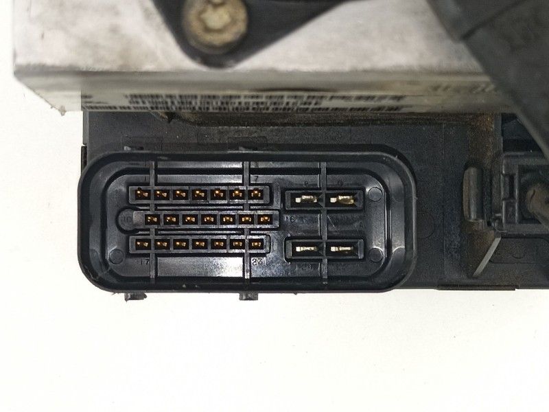 Recambio de abs para jeep gr.cherokee (wj/wg) 3.1 td cat referencia OEM IAM 52128205AF 25020402084 10051181861