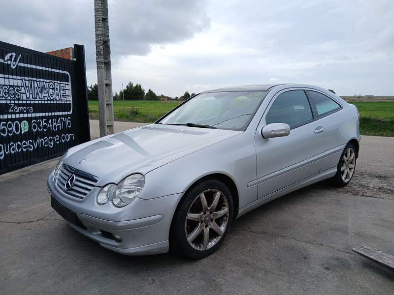 mercedes-benz clase c coupé (cl203) del año 2005