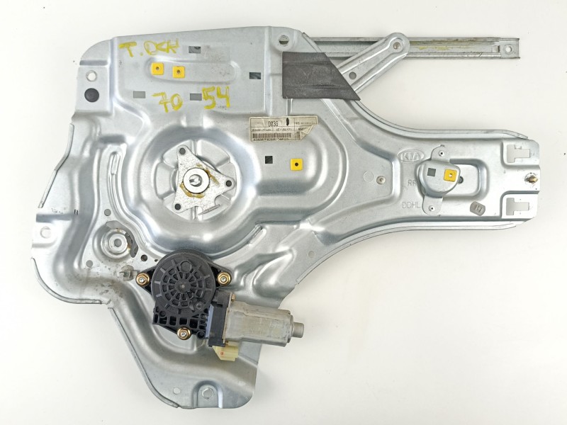 Recambio de elevalunas trasero derecho para kia cerato 2.0 crdi referencia OEM IAM 834802F020  