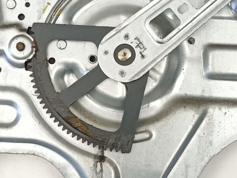 Recambio de elevalunas delantero izquierdo para kia cerato 2.0 crdi referencia OEM IAM 824702F020 WH568P00 824502F000