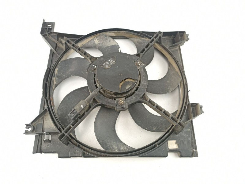 Recambio de electroventilador para kia cerato 2.0 crdi referencia OEM IAM 253802F100 977302F000 253802FXXX