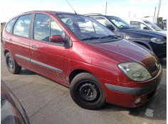 renault scenic del año 2000