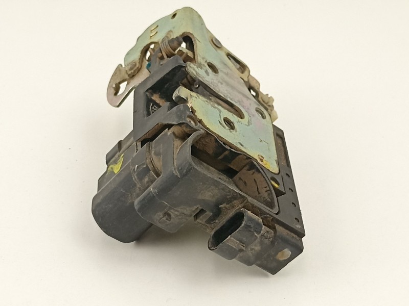 Recambio de cerradura puerta delantera izquierda para daewoo nubira 1.6 g -a16dms referencia OEM IAM 96272641  