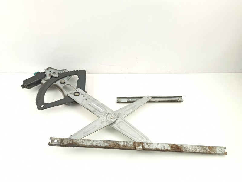 Recambio de elevalunas delantero derecho para daewoo tacuma 1.6 g (g-a16dms) referencia OEM IAM 96261055  96261057