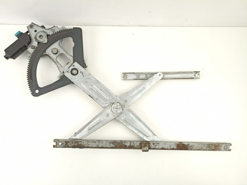 Recambio de elevalunas delantero derecho para daewoo tacuma 1.6 g (g-a16dms) referencia OEM IAM 96261055  96261057