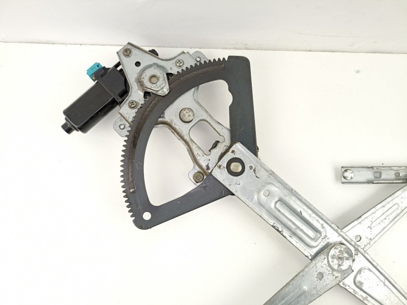 Recambio de elevalunas delantero derecho para daewoo tacuma 1.6 g (g-a16dms) referencia OEM IAM 96261055  96261057