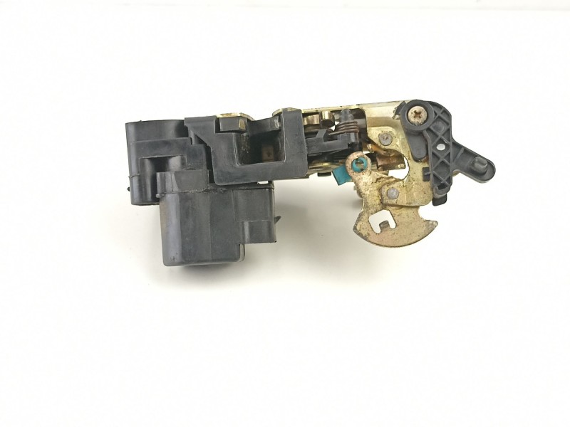 Recambio de cerradura puerta trasera derecha para daewoo tacuma 1.6 g (g-a16dms) referencia OEM IAM 96260996  