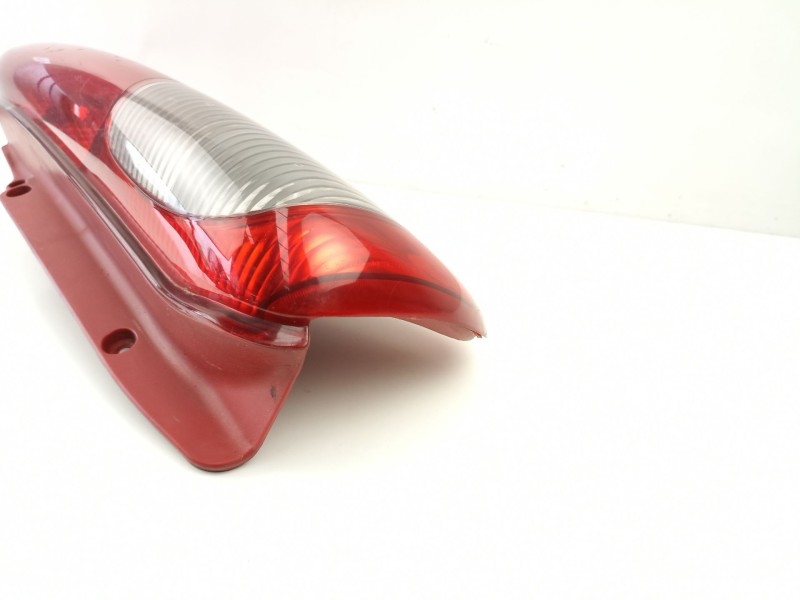 Recambio de piloto trasero derecho para daewoo tacuma 1.6 g (g-a16dms) referencia OEM IAM 96460014  