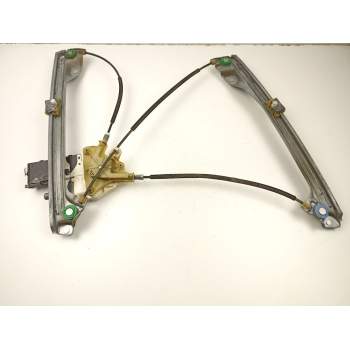 ELEVALUNAS DELANTERO DERECHO 807000002R 807300001R