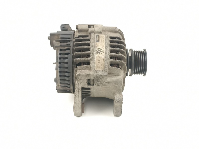 Recambio de alternador para volkswagen polo berlina (6n1) 75 1.6 referencia OEM IAM 037903023G A13VI124 2541815C