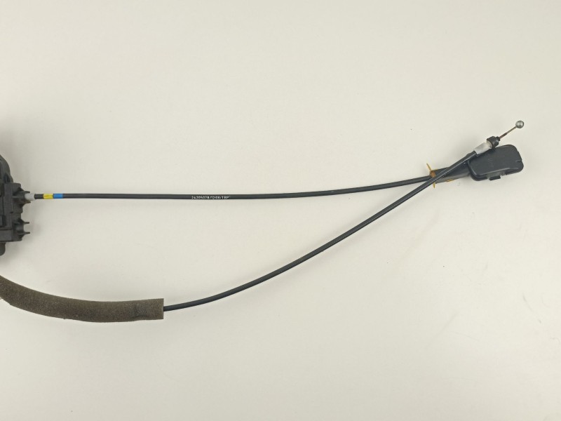 Recambio de cerradura puerta trasera izquierda para nissan note (e11e) 1.4 cat referencia OEM IAM 825019U100  