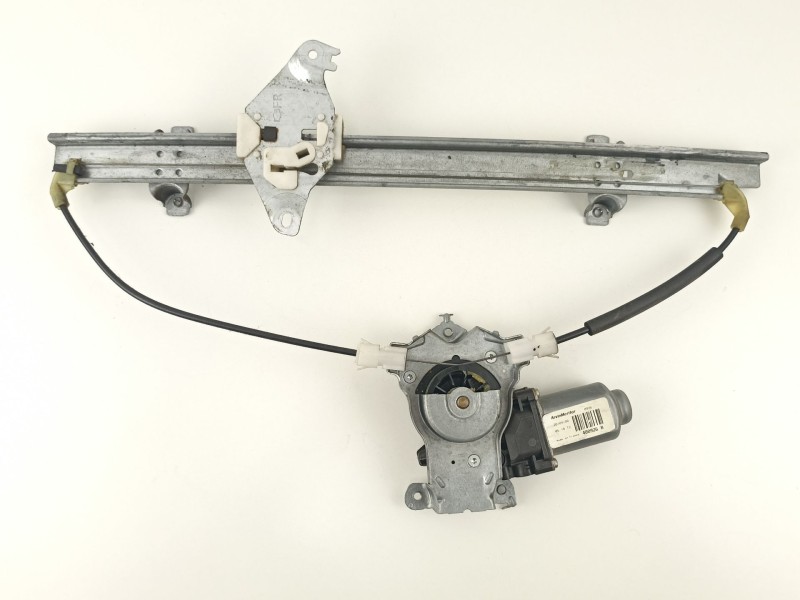 Recambio de elevalunas delantero derecho para nissan note (e11e) 1.4 cat referencia OEM IAM 807009U000 400926B 