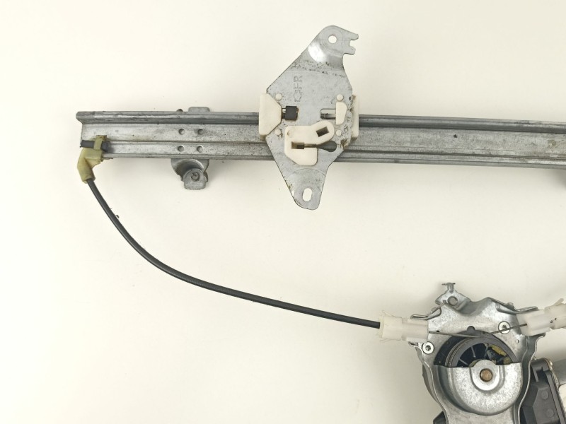 Recambio de elevalunas delantero derecho para nissan note (e11e) 1.4 cat referencia OEM IAM 807009U000 400926B 