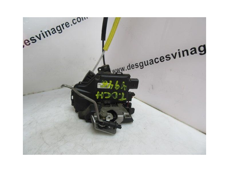 Recambio de cerradura pta. tras. dch. : audi a6 : 1.8 g ( 149,56 cv) [2004] para audi a6 1.8 g ( 149,56 cv) referencia OEM IAM  
