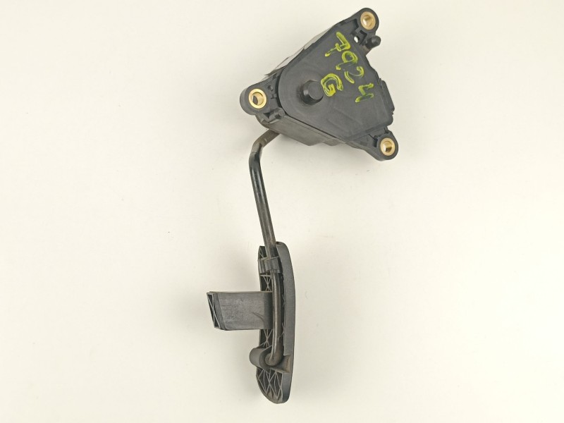 Recambio de potenciometro aceleracion para nissan note (e11e) 1.4 cat referencia OEM IAM 18002AX700  
