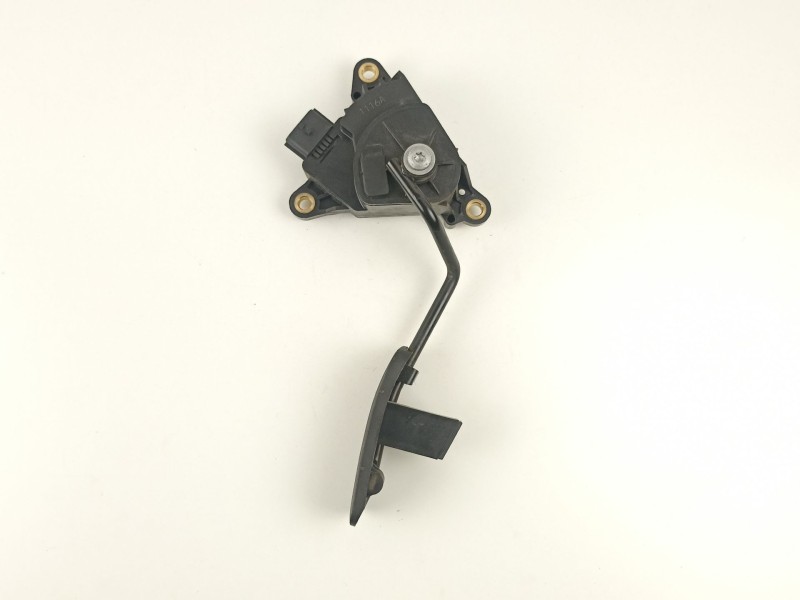 Recambio de potenciometro aceleracion para nissan note (e11e) 1.4 cat referencia OEM IAM 18002AX700  