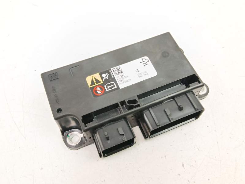 Recambio de centralita airbag para opel insignia a sedán (g09) 2.0 cdti (69) referencia OEM IAM 13593287 812586170 