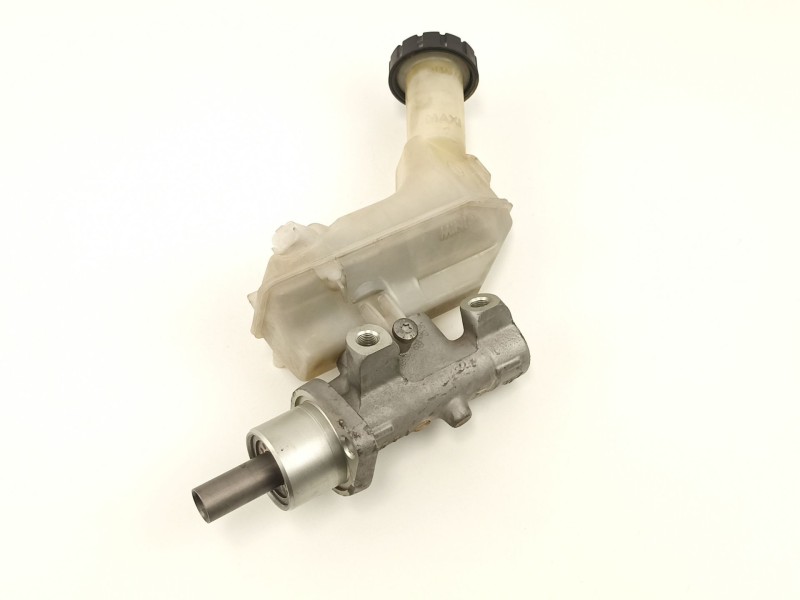 Recambio de bomba de freno para nissan note (e11e) 1.4 cat referencia OEM IAM 46010AX701  